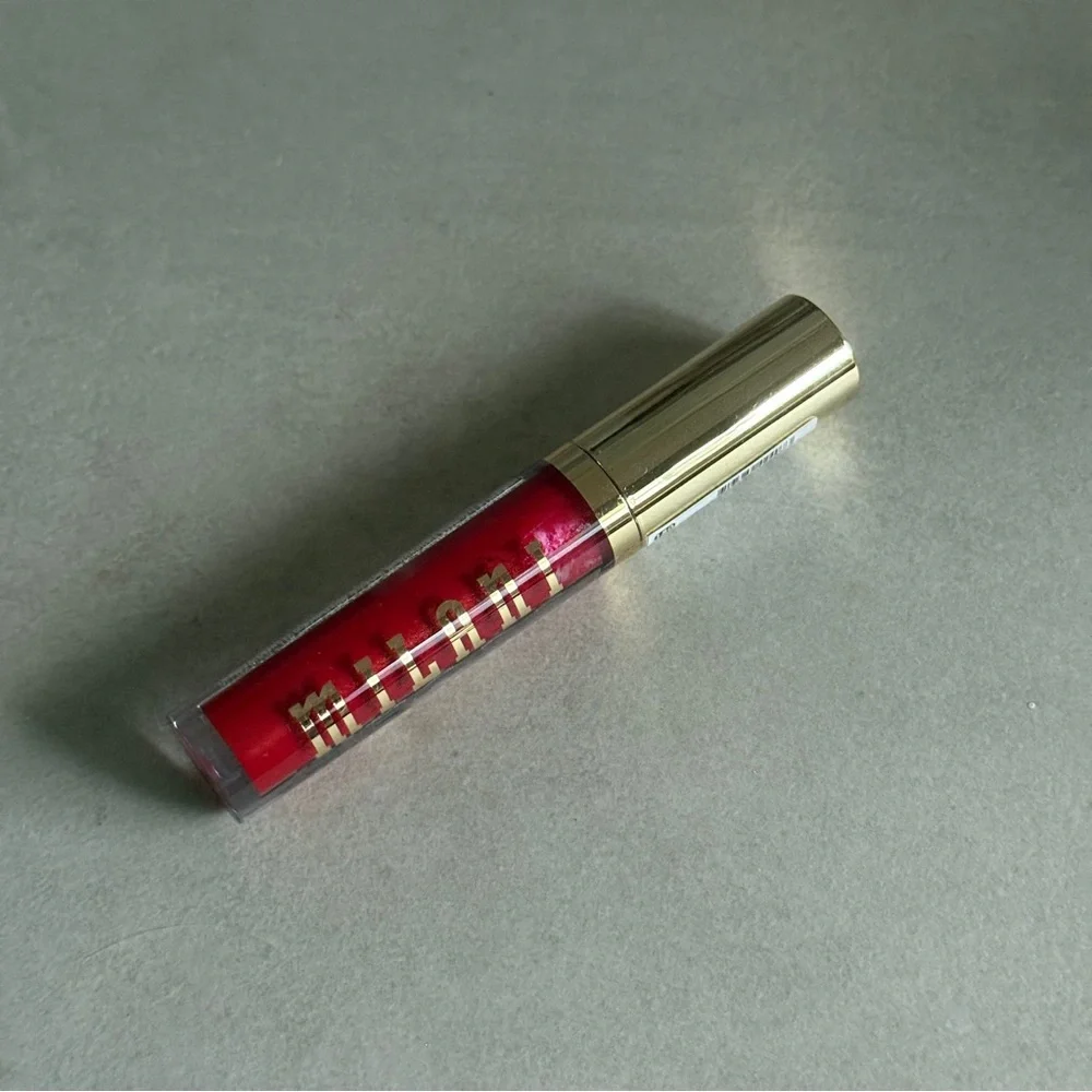 Milani Keep It Full MAXX Lip Plumper 180 Left on Read – Bold Red Gloss